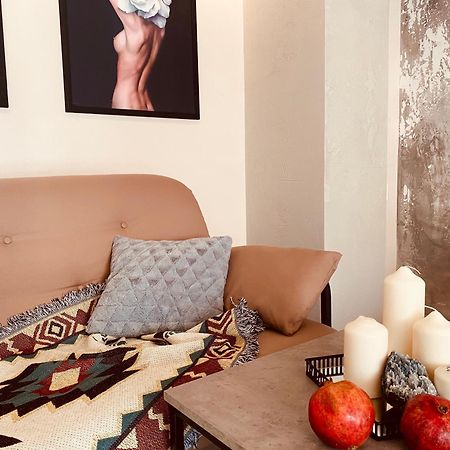 Studio Lux Loft On Victory Street In The City Center Vínnytsia Exterior foto