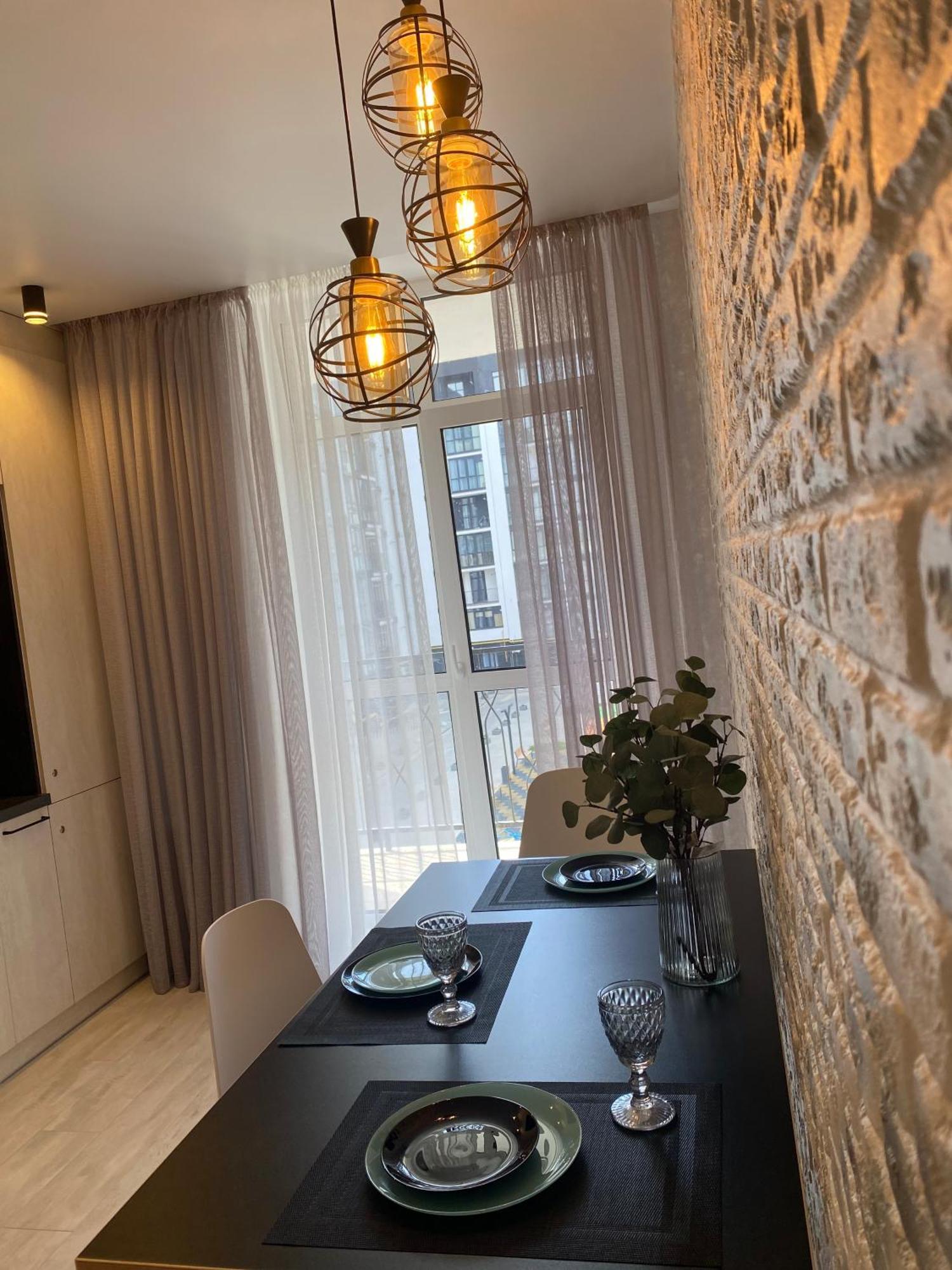 Studio Lux Loft On Victory Street In The City Center Vínnytsia Exterior foto